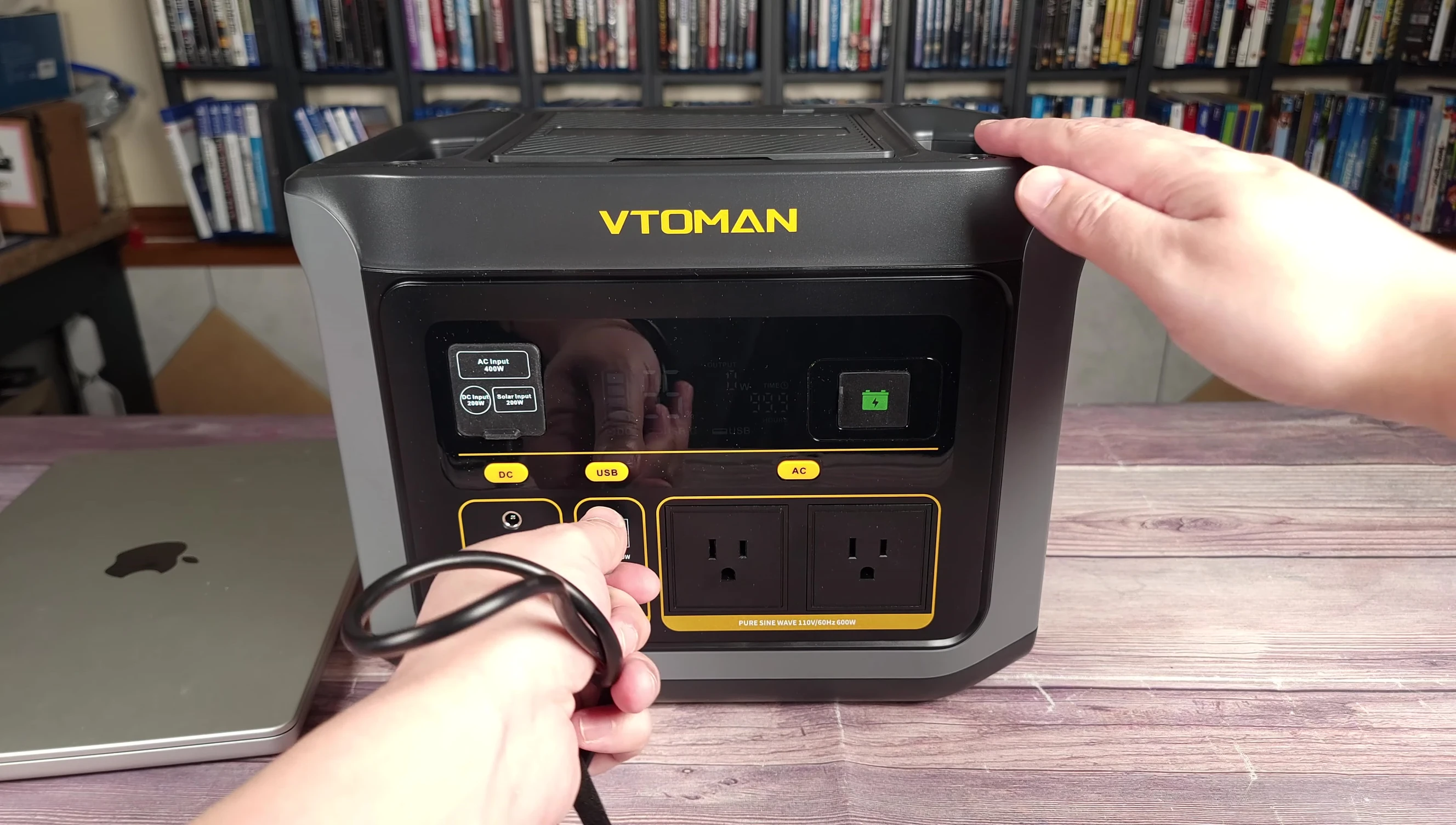 Screenshot showing the power consumption of multiple devices connected to the power station.