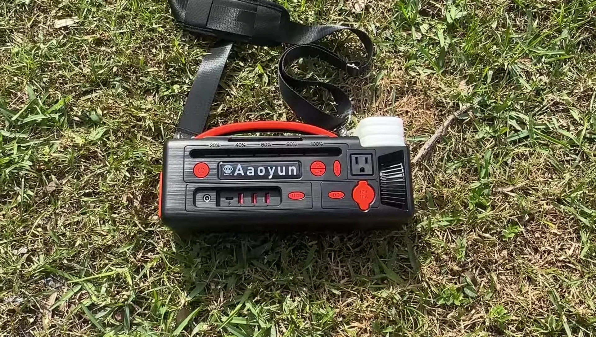 Image showing the various charging ports on the Aaoyun.