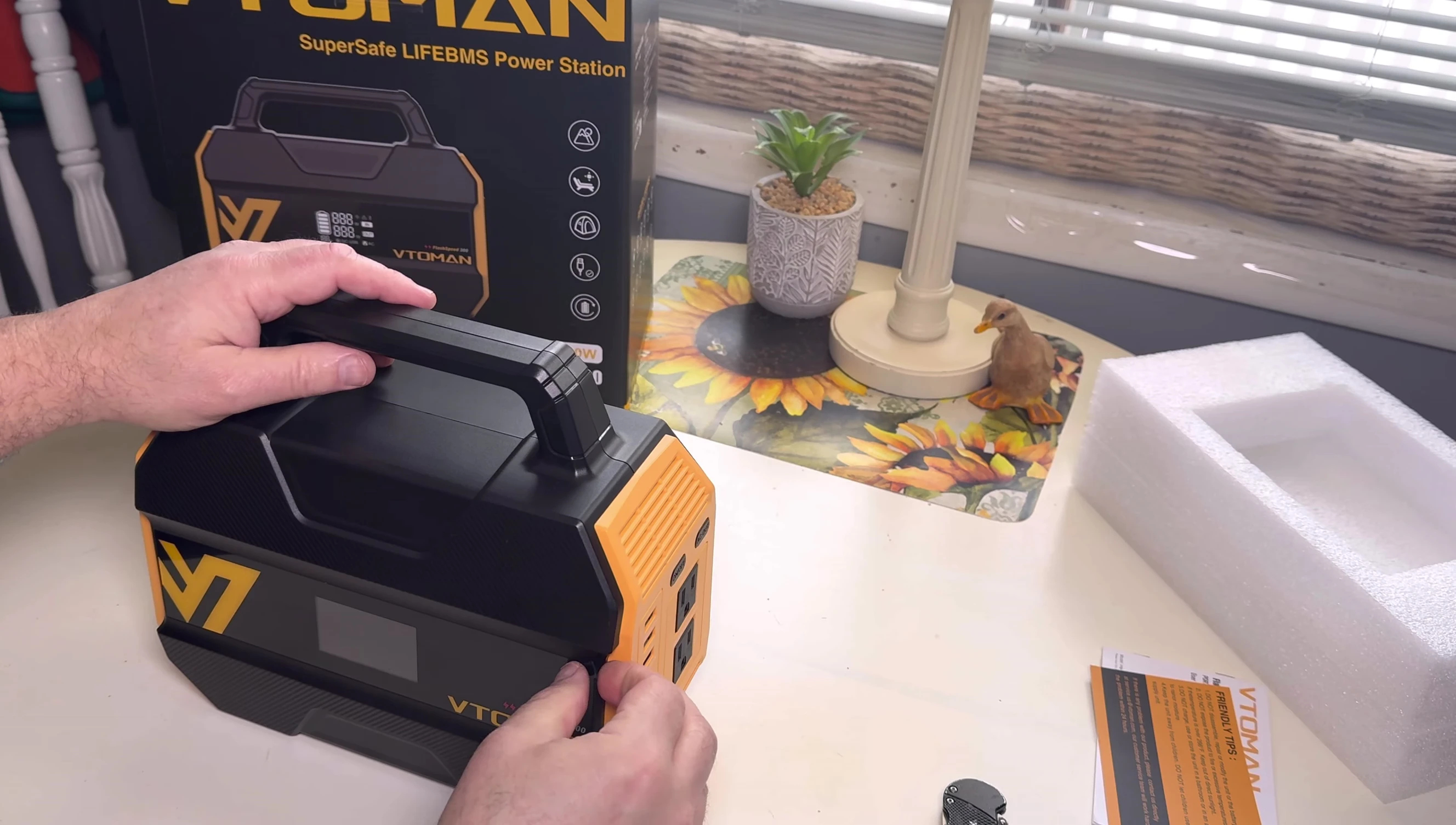 VTOMAN FlashSpeed 300 mounted on an ebike