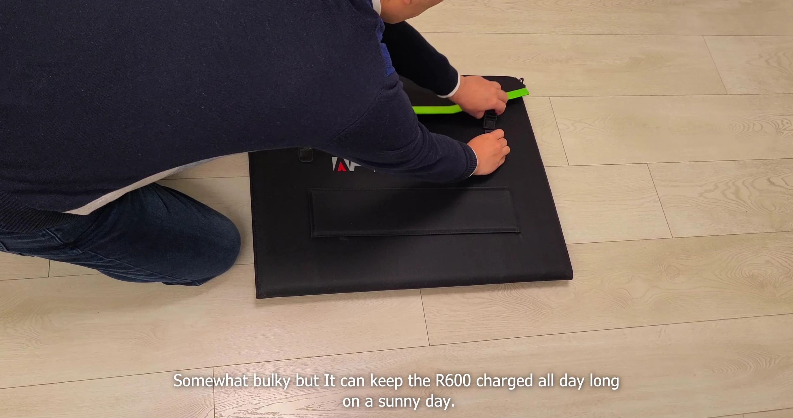 Unboxing the ALLPOWERS R600 portable power station.