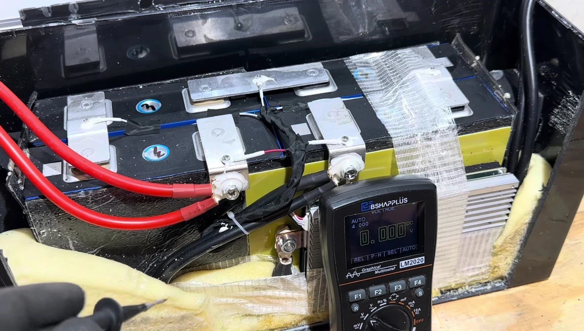 Cell voltage readings after partial recharge