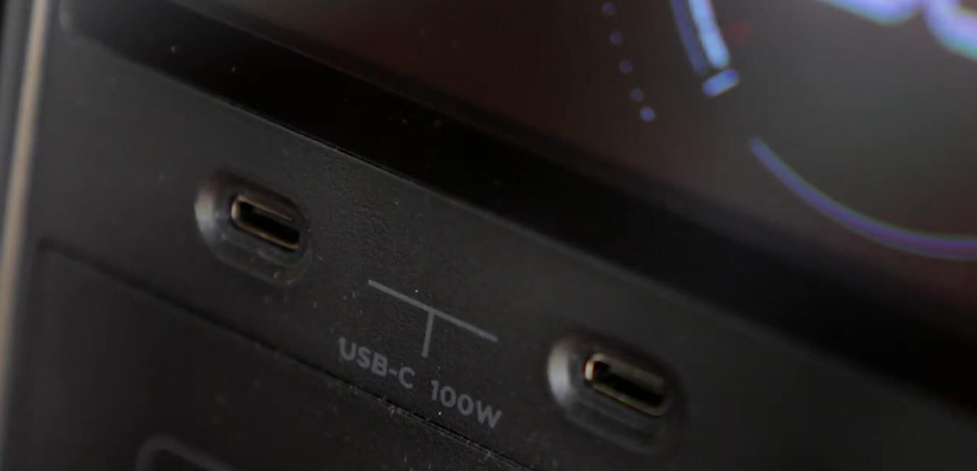 Comparison table highlighting the key differences between EcoFlow DELTA Pro and EcoFlow DELTA Pro 3