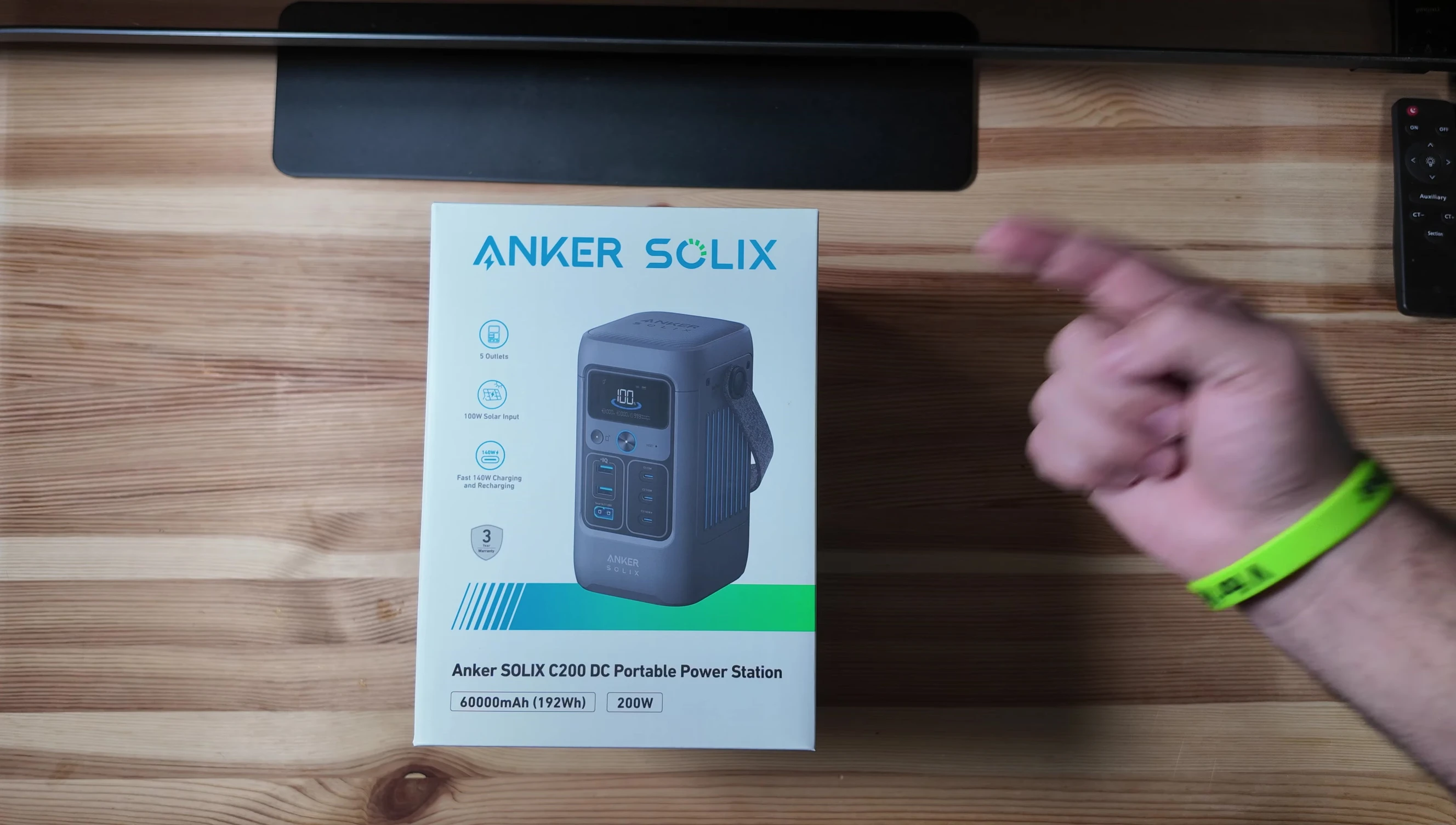 Anker SOLIX C200 box shot