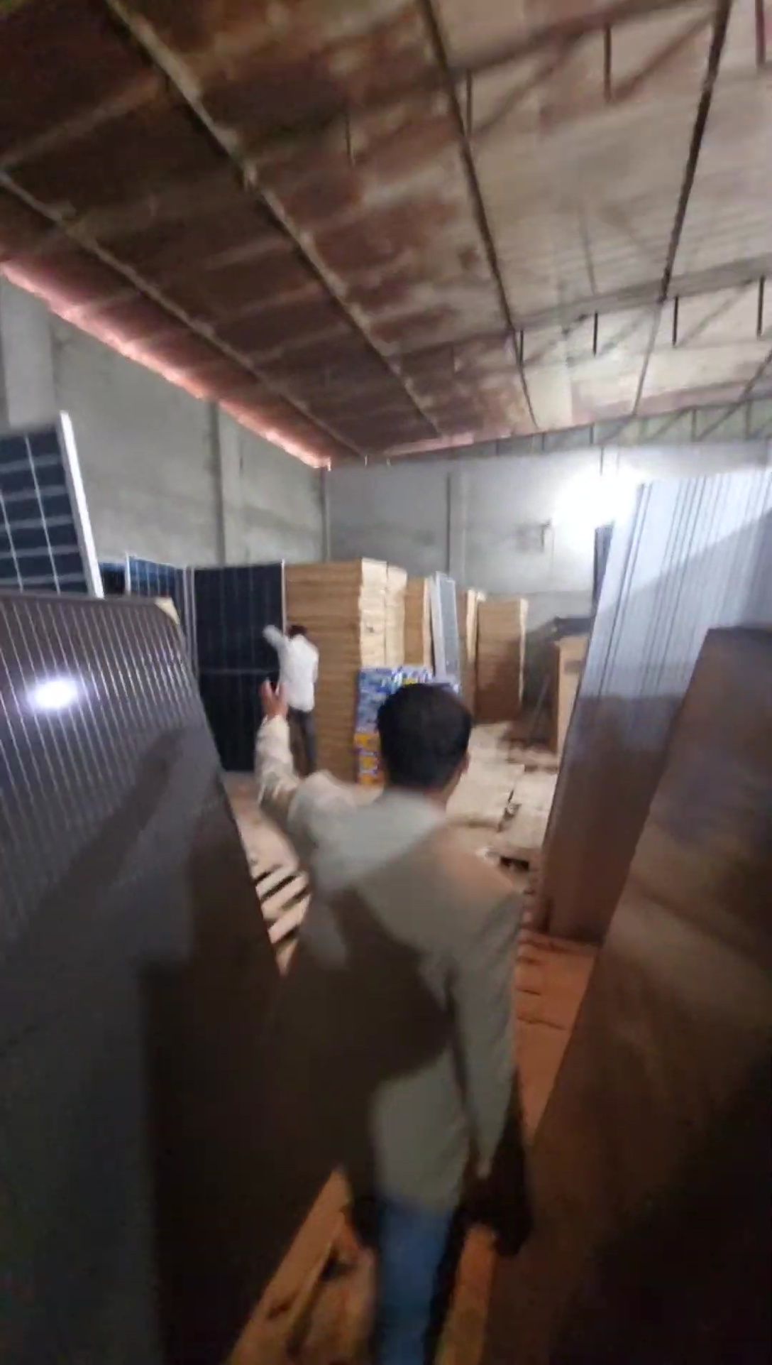 Various Lungi Inverters on display