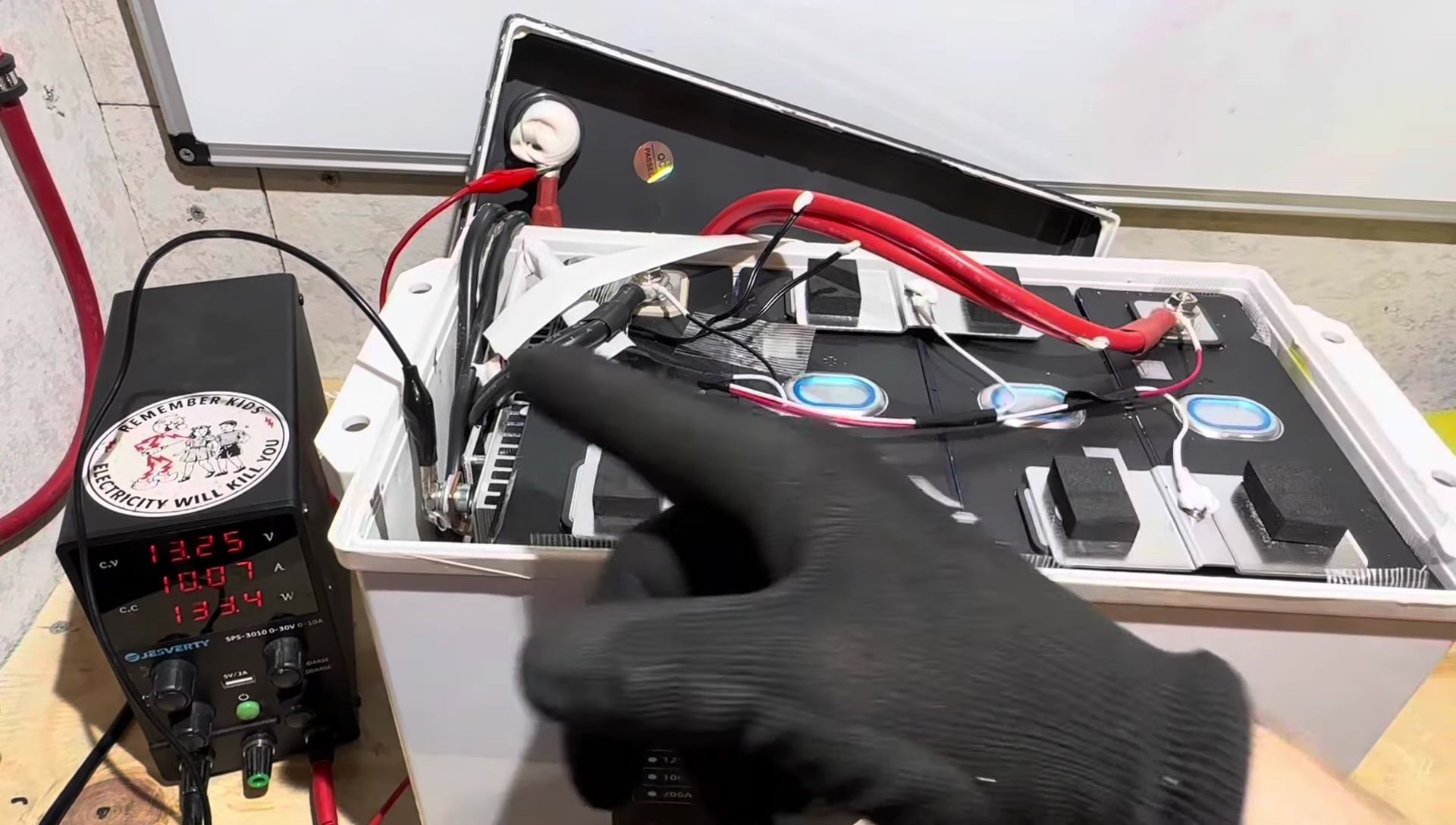 Start of high-temperature protection test