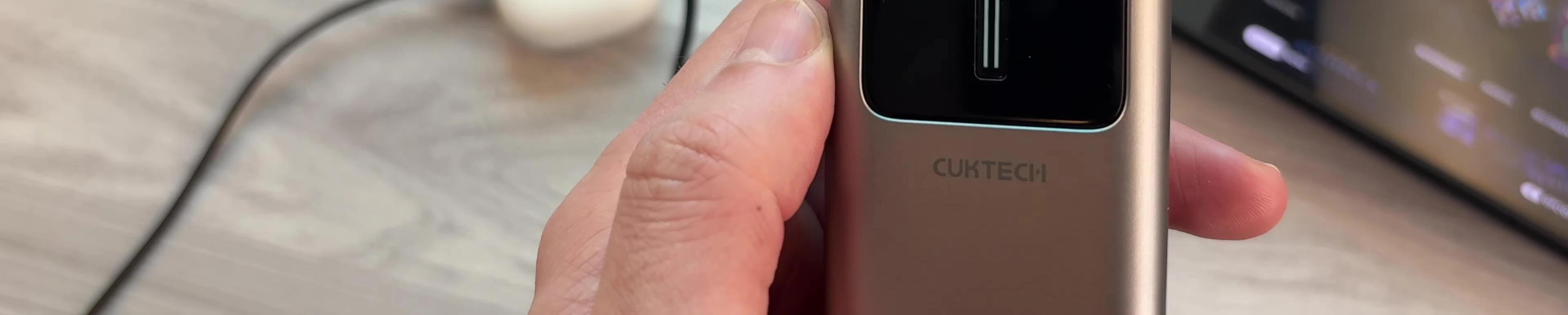 Screenshot showcasing the power bank's safe charge mode.