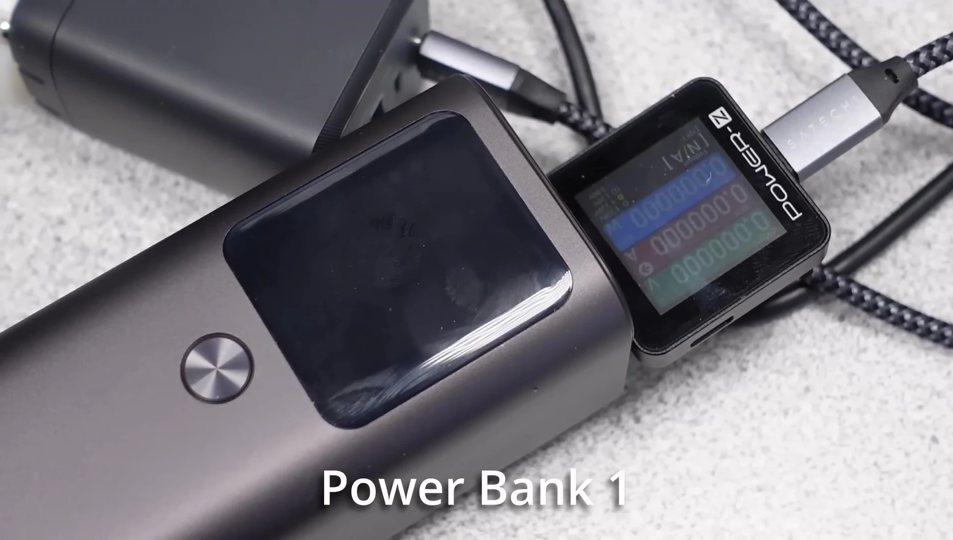 Amagat 140W power bank initial shot