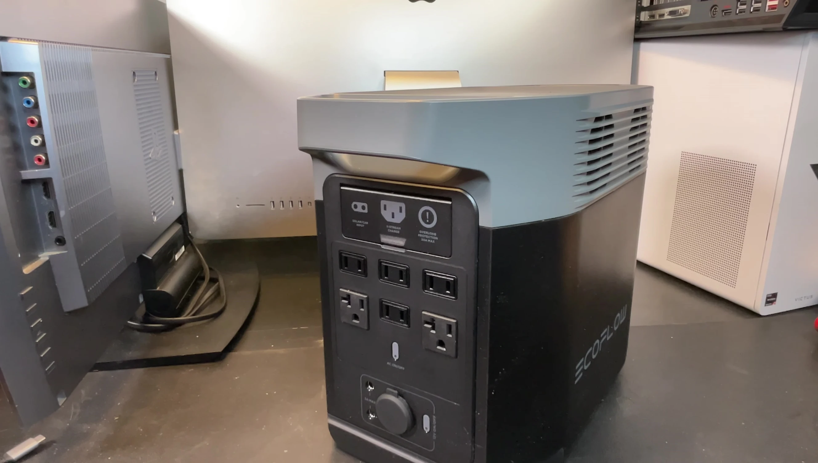 Close up shot of the Delta 2's battery capacity