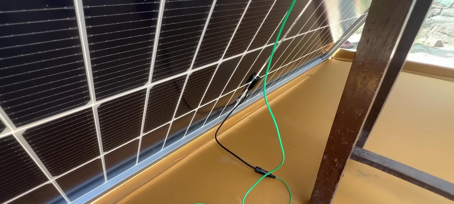 Testing the voltage of the panel