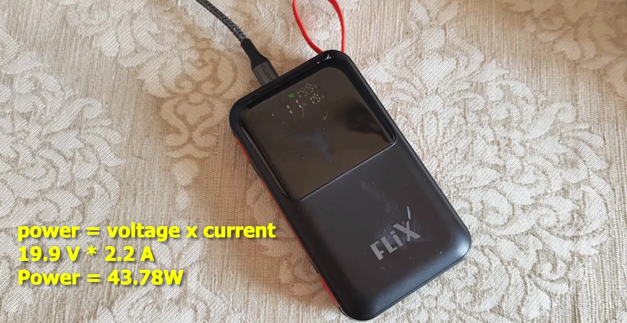 Screenshot highlighting the 45-watt charging speed of a high-wattage power bank.