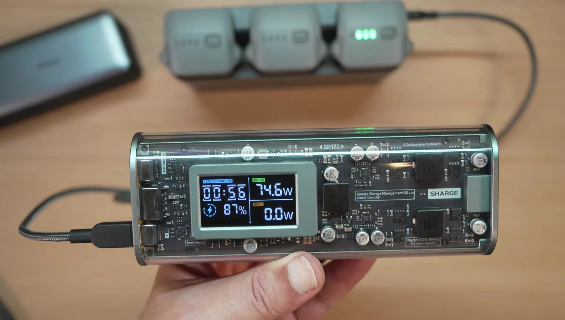 SH Geek 170 outputting power to a drone battery.