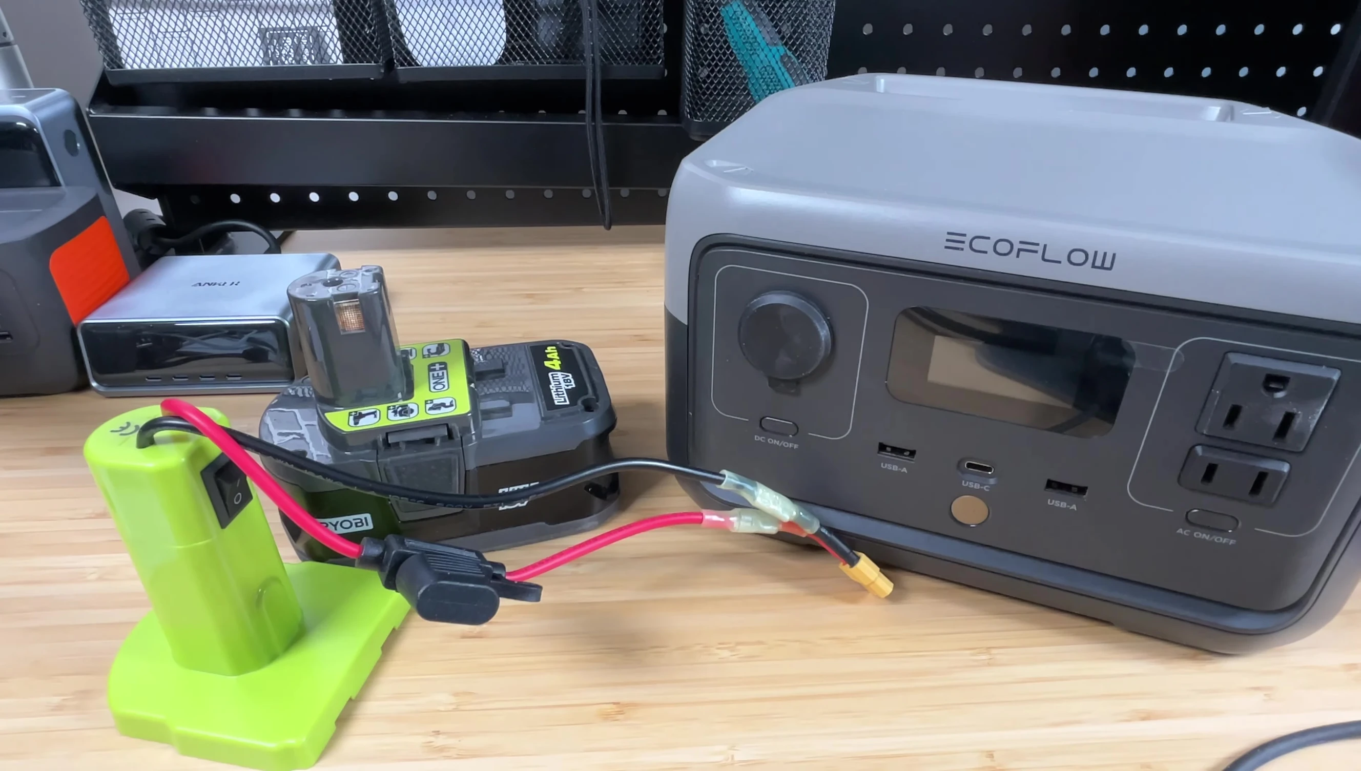 Diagram showing parallel and series battery connections