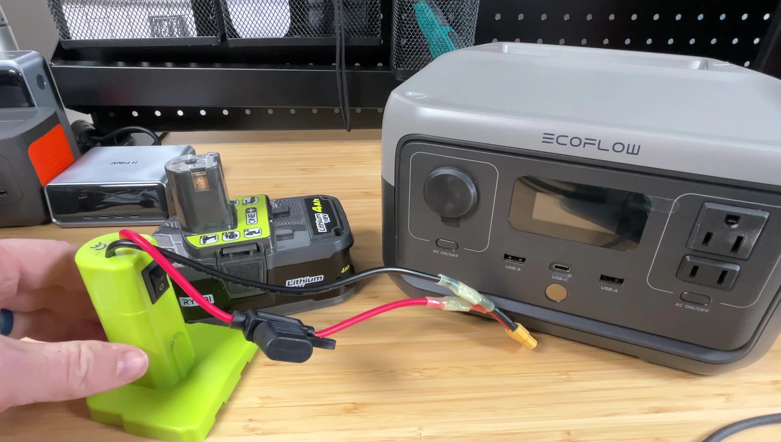 Connecting the Ryobi adapter to the EcoFlow River 2