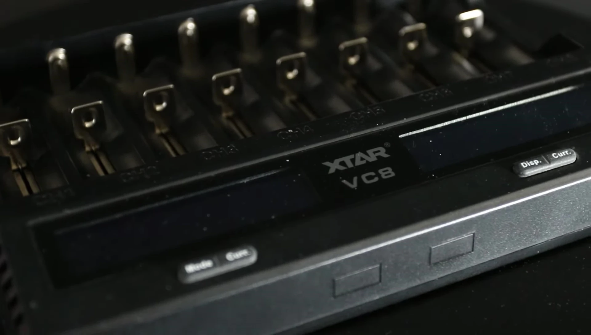 The XAR VC8 charger