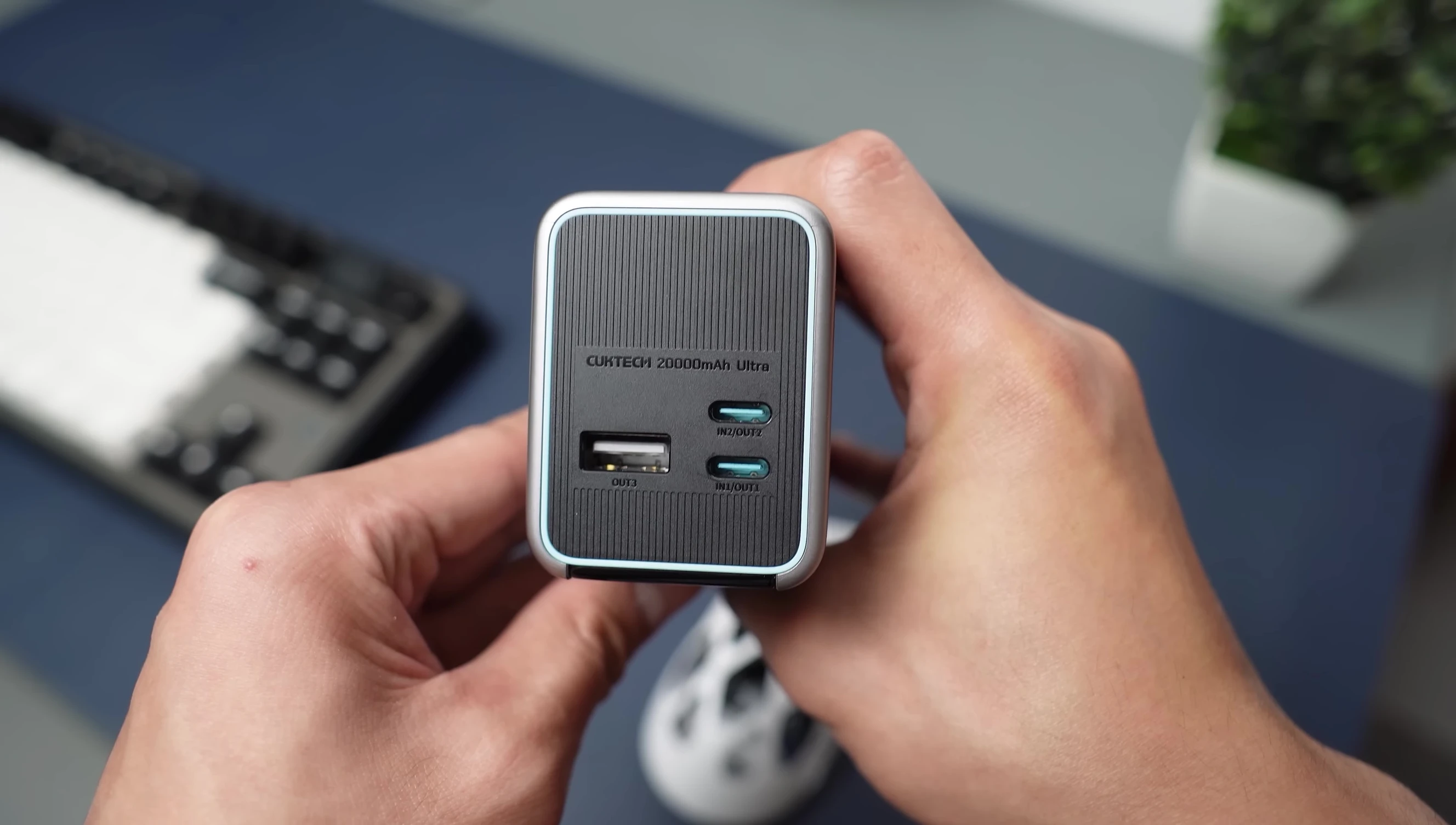 The CUKTECH 15 Ultra Power Bank showcasing its size and display.