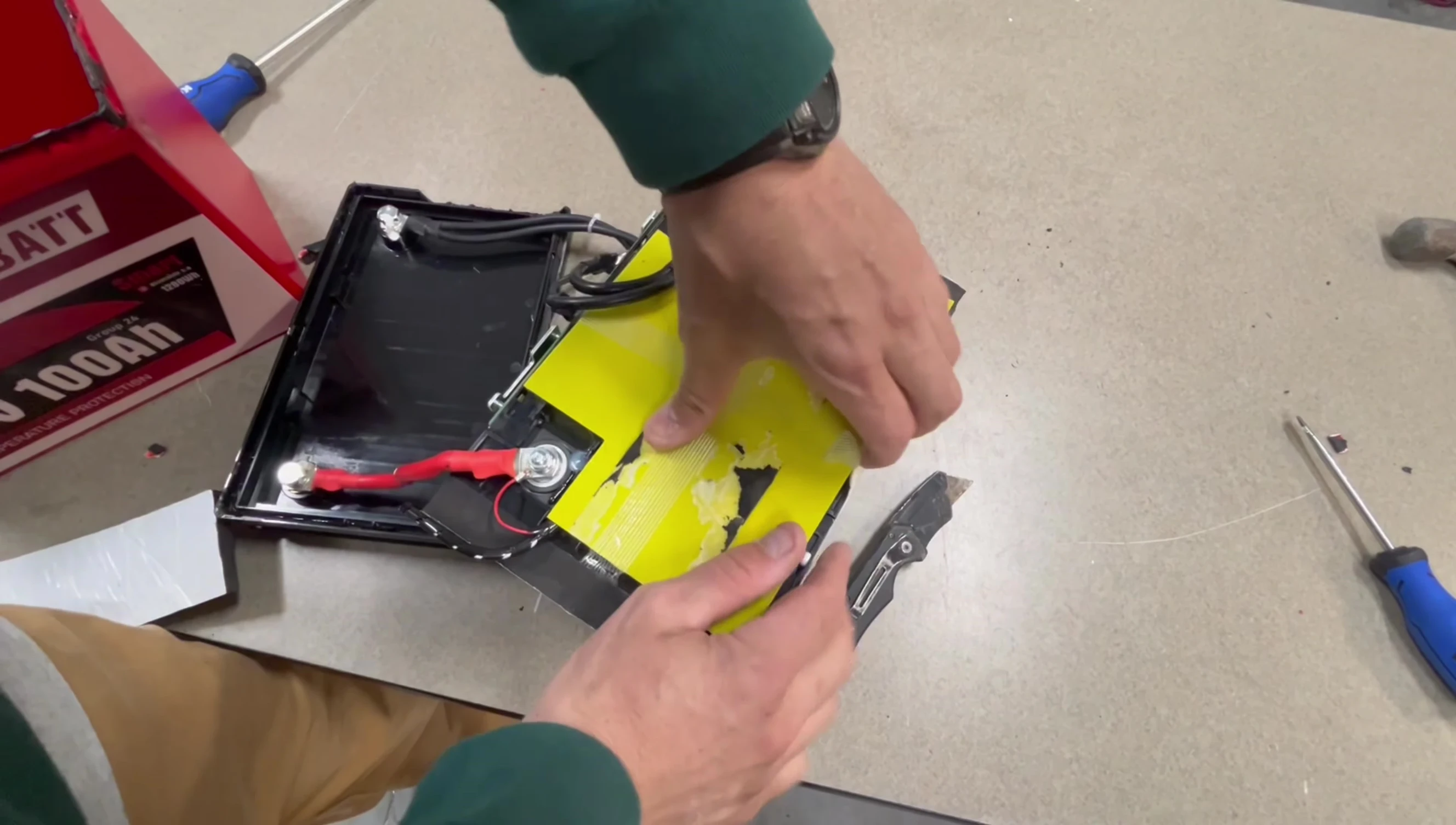 Excessive glue on internal components