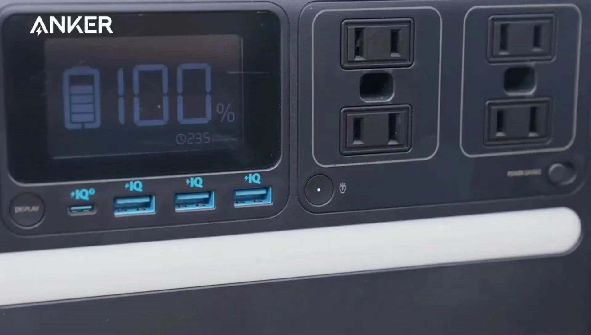 Anker PowerHouse 535 light bar
