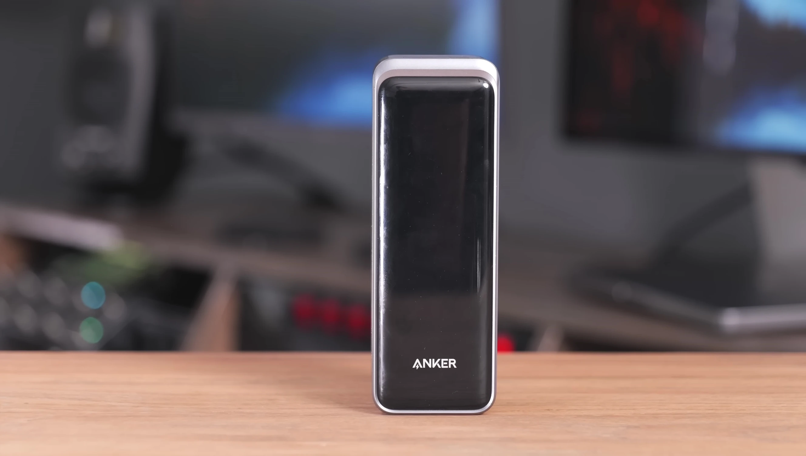 The reviewer compares the Anker 737 to the newer 250W power bank.