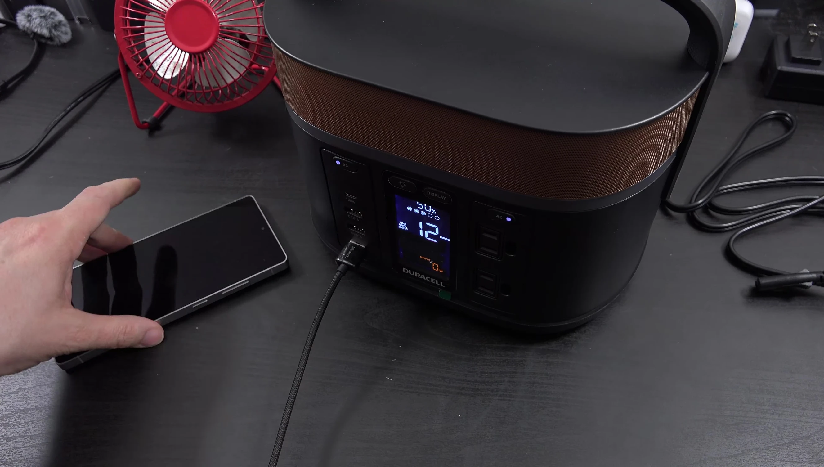 Testing the USB-A charging speeds on a Samsung phone.