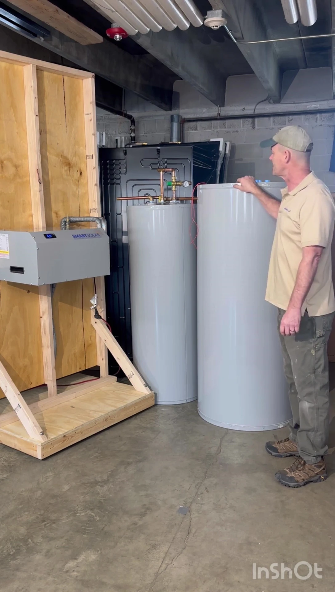 Visual representation of the size difference between Smart Solar and conventional units
