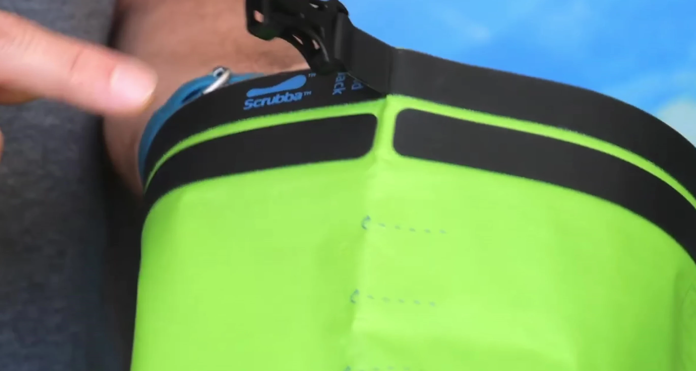 Portability of the Scruba wash bag