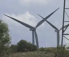 Tiny Wind Turbines: Revolutionizing Home Wind Energy