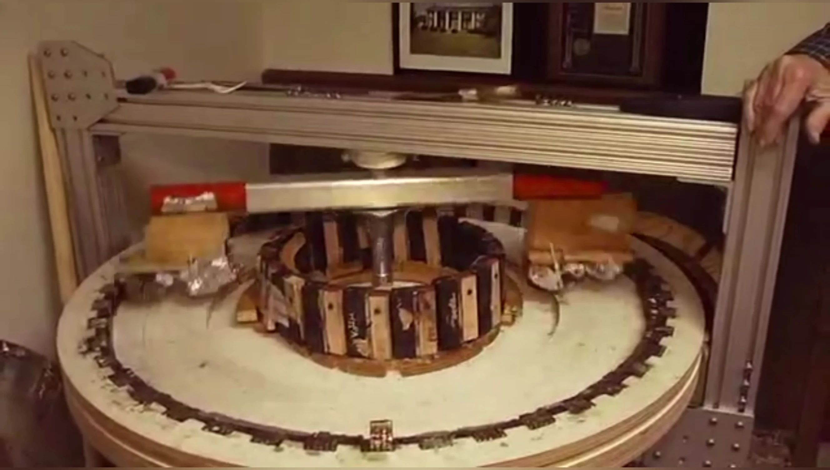 Close-up of the magnets in the magnetic rotor
