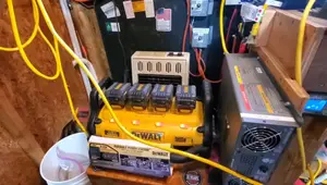 Hybrid Solar & Wind Power System Review: Off-Grid & Grid-Tie Capabilities for Extreme Weather