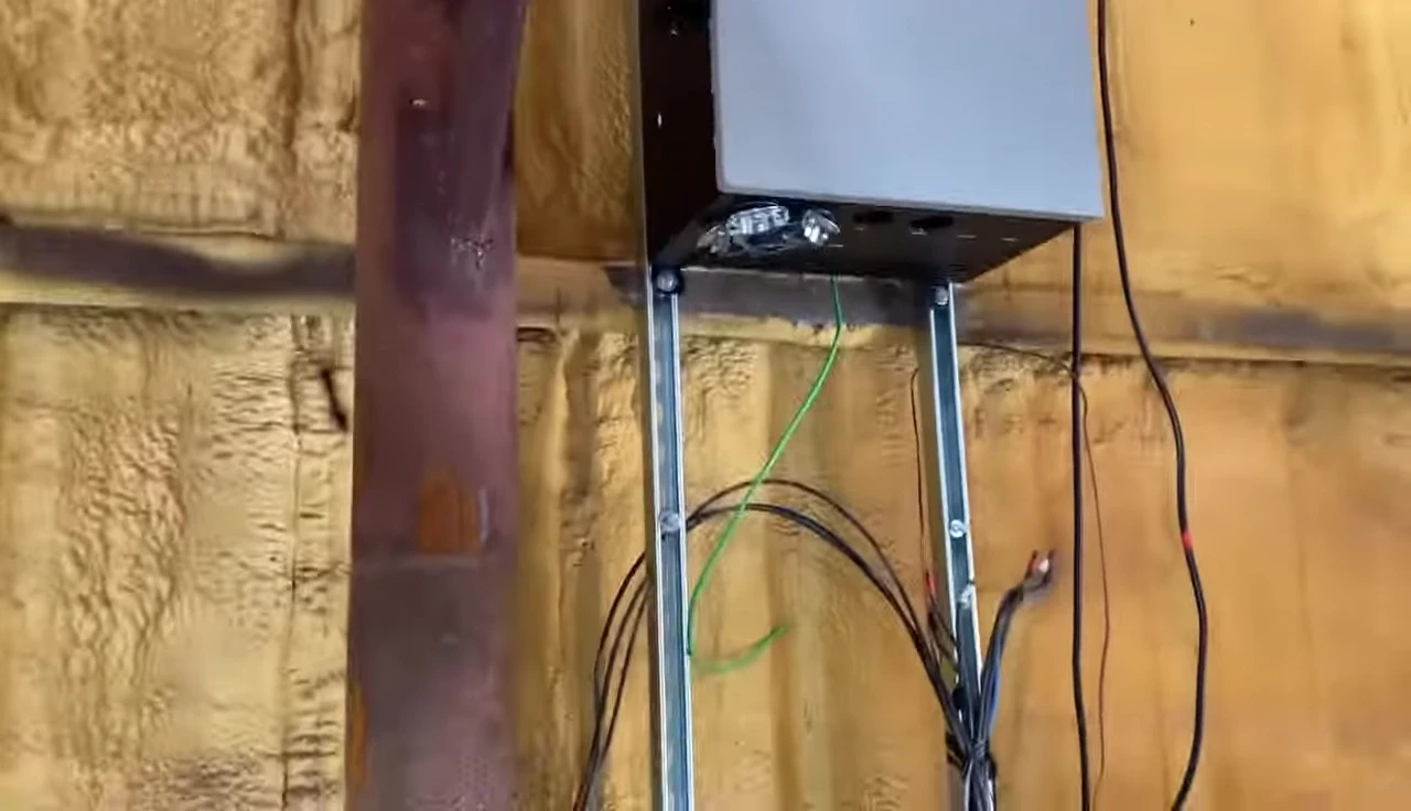 Close-up of the inverter's UL listings.