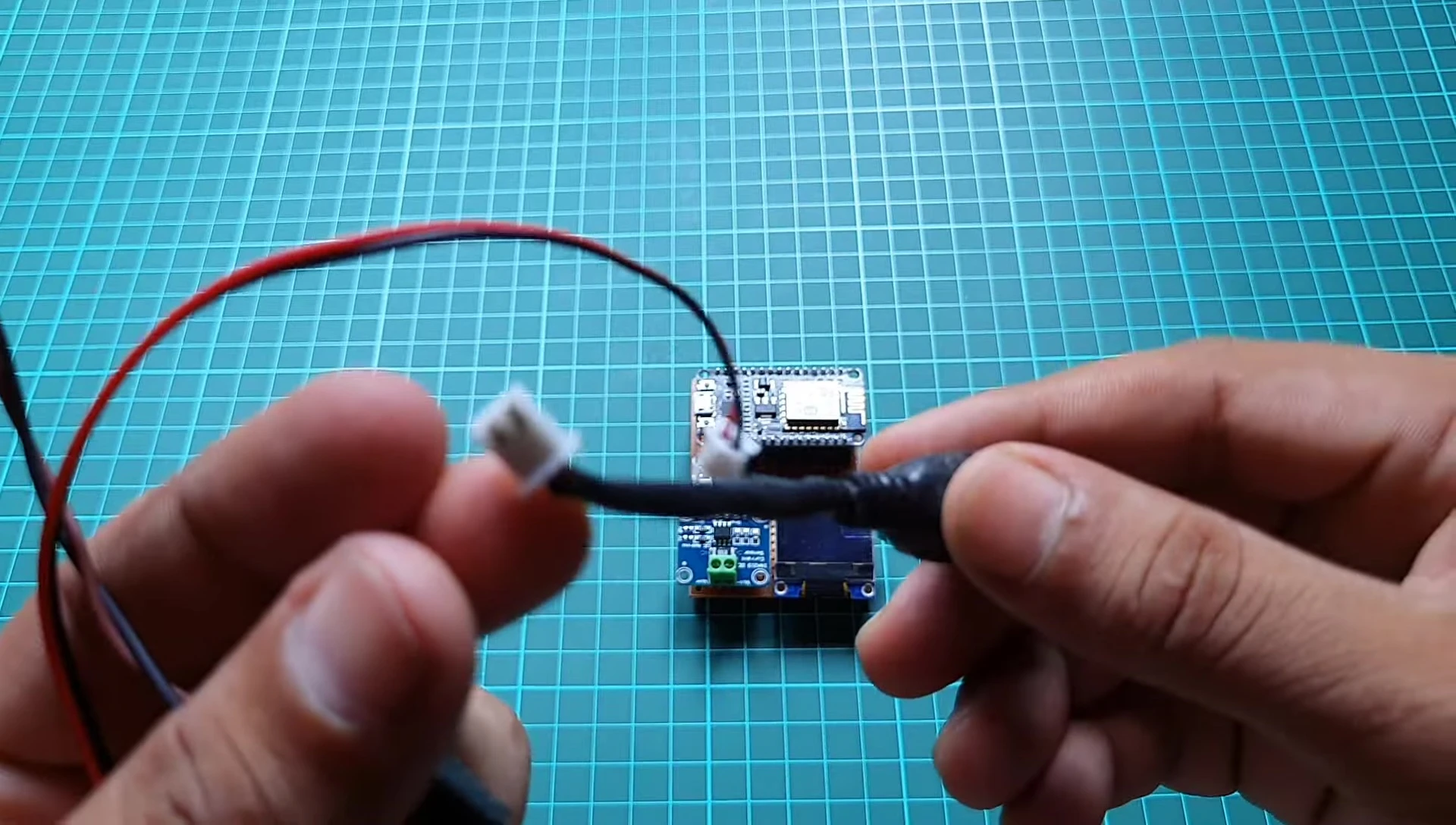 Diagram showing the wiring connections between the INA219 and ESP8266