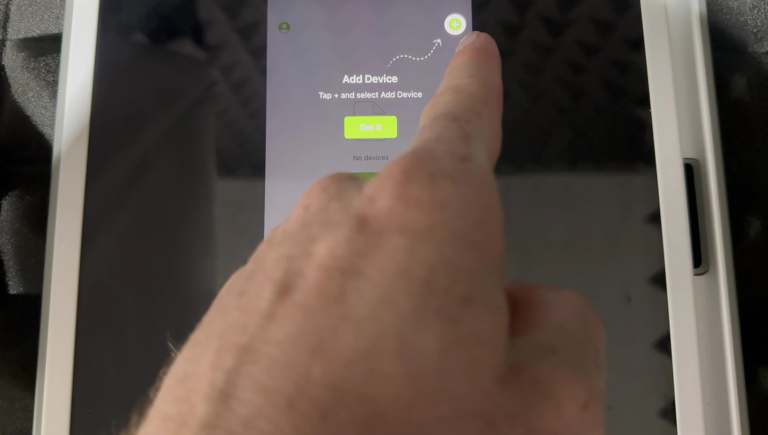 App screen showing the add device option