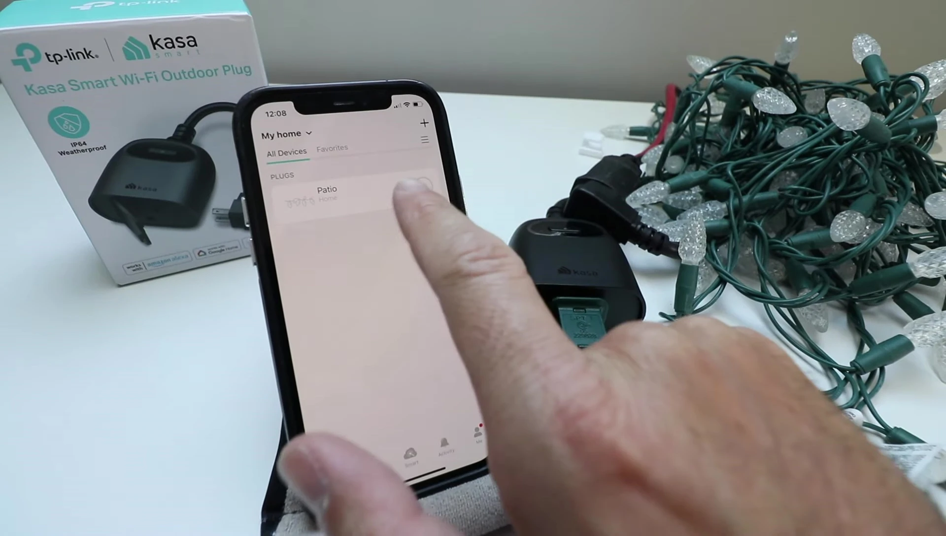 Screenshot showing remote on/off control in the Kasa Smart app.