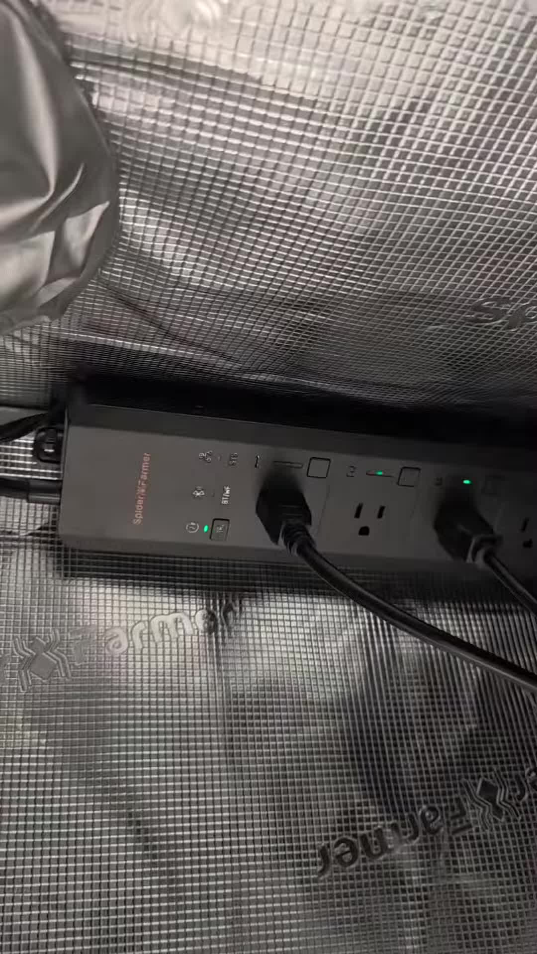 The Spider Farmer AC5 Smart Power Strip box