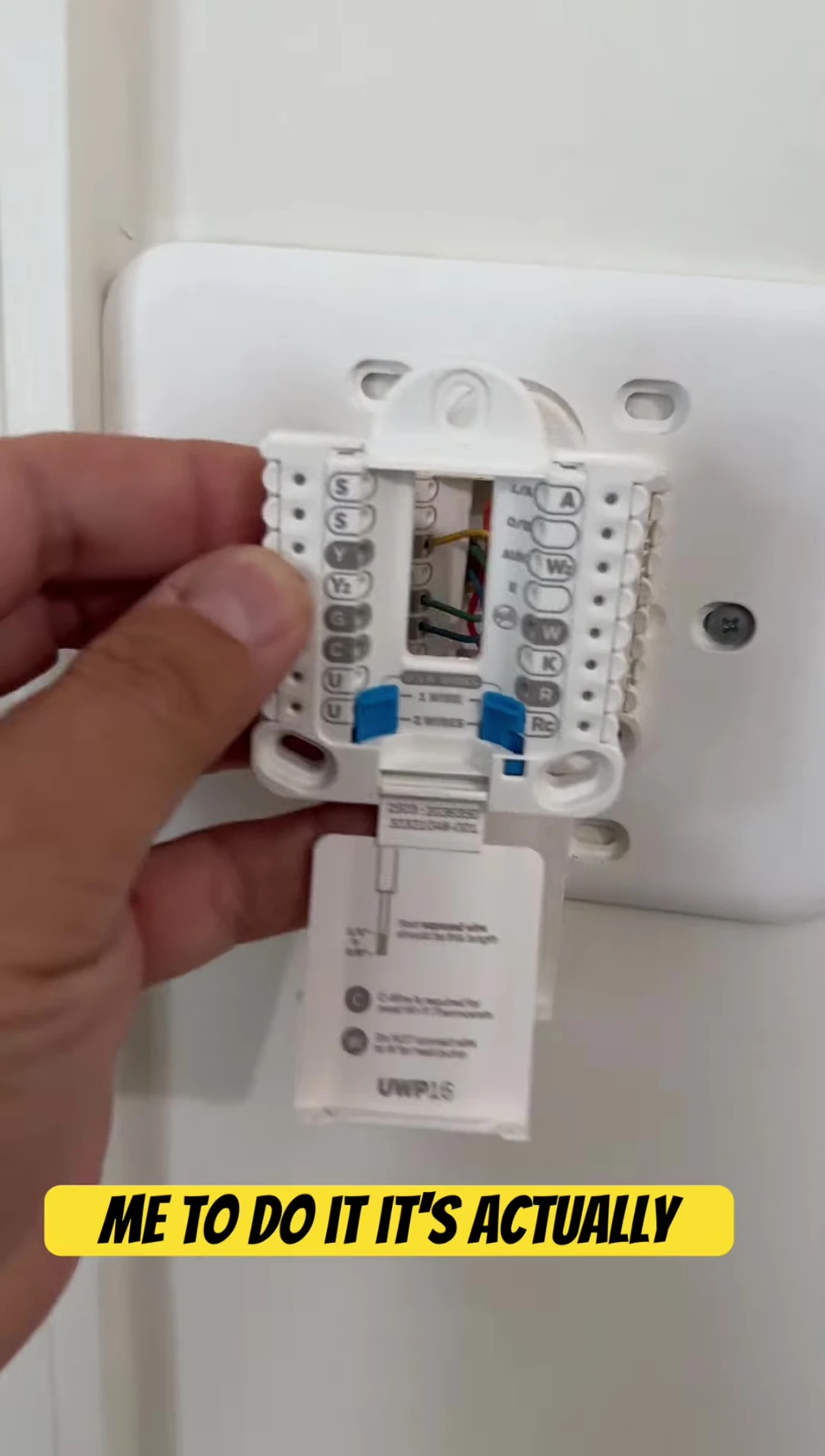 Screenshot highlighting the app's prompt to take a picture of the existing wiring.
