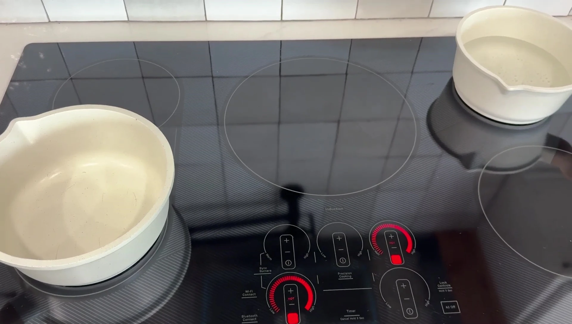 Various examples of induction-compatible cookware.