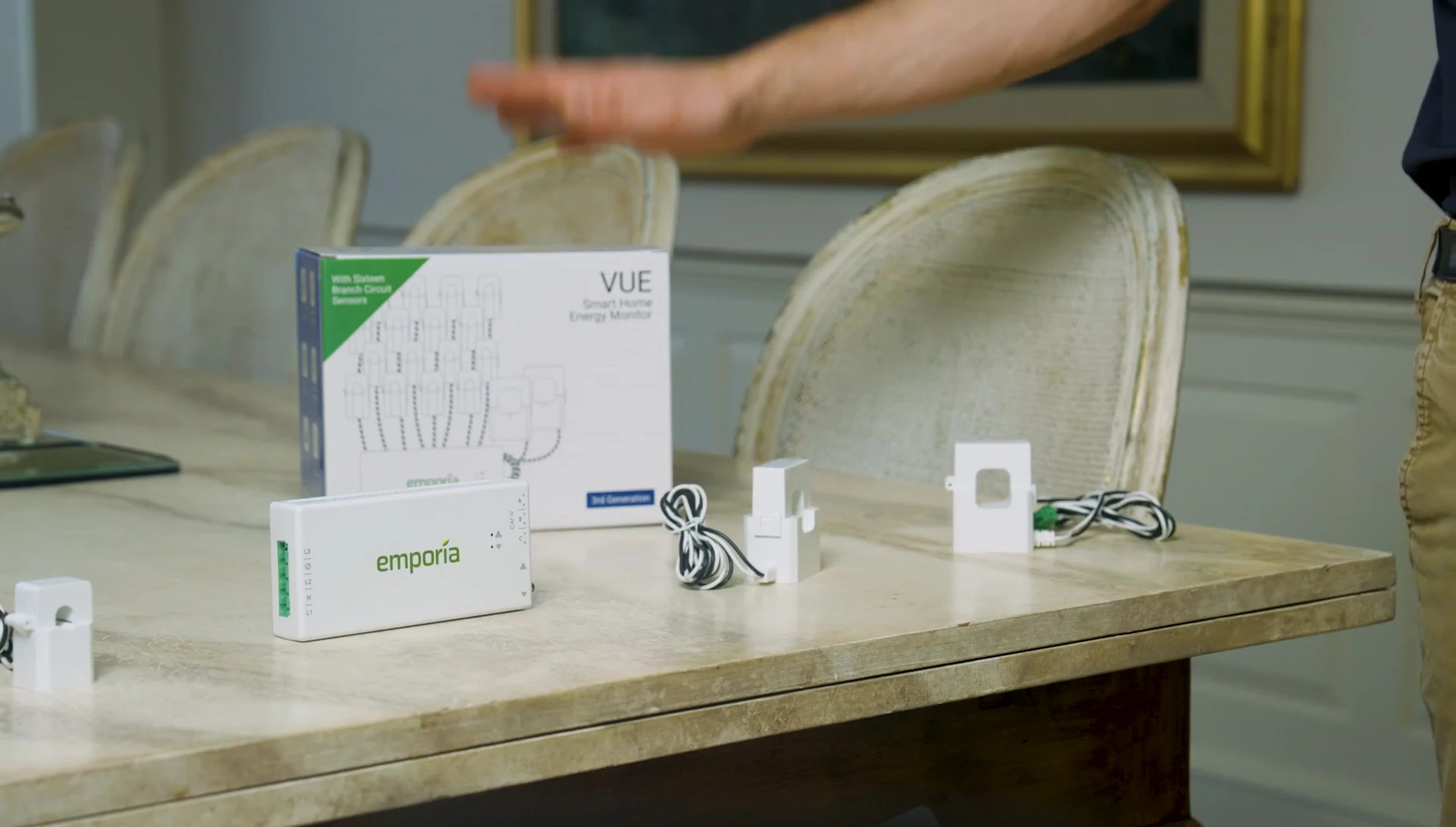 Emporia Vue kit contents