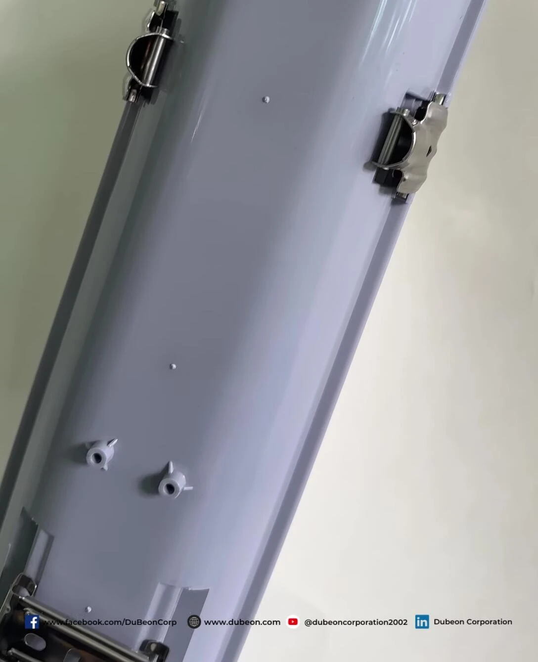 Image highlighting the IP65 rating and waterproof features