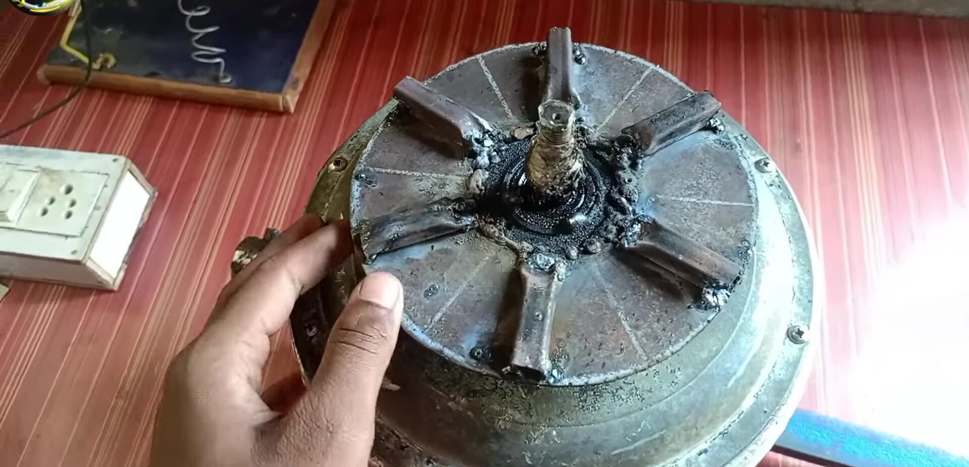 BLDC motor used as the dynamo