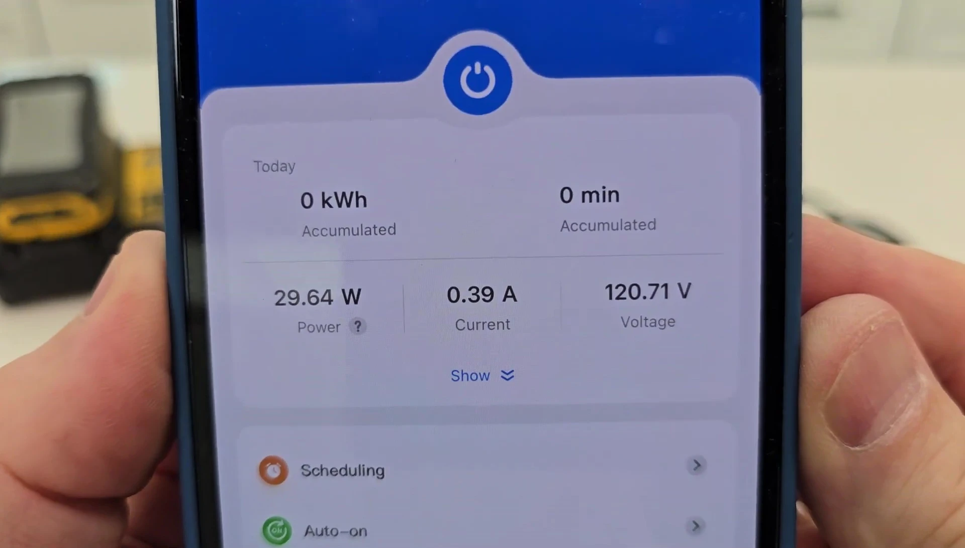 Energy usage data showing watts, amps, and volts.