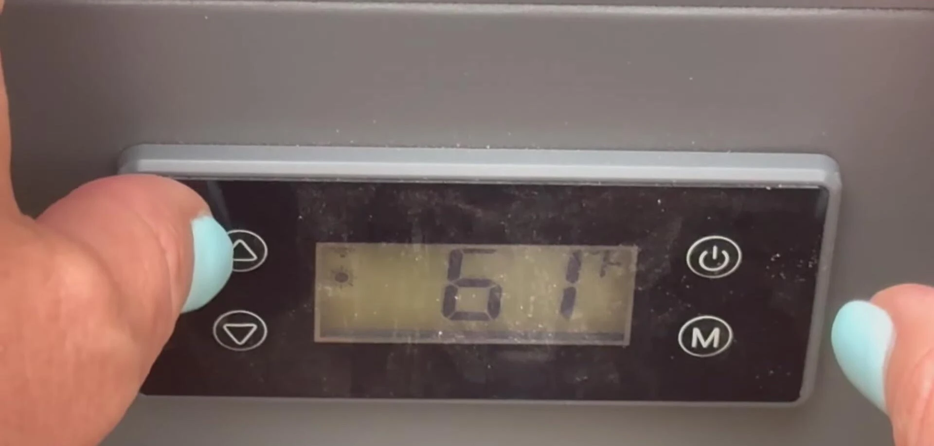 Instruction on connecting the heat pump to Wi-Fi using the control panel.