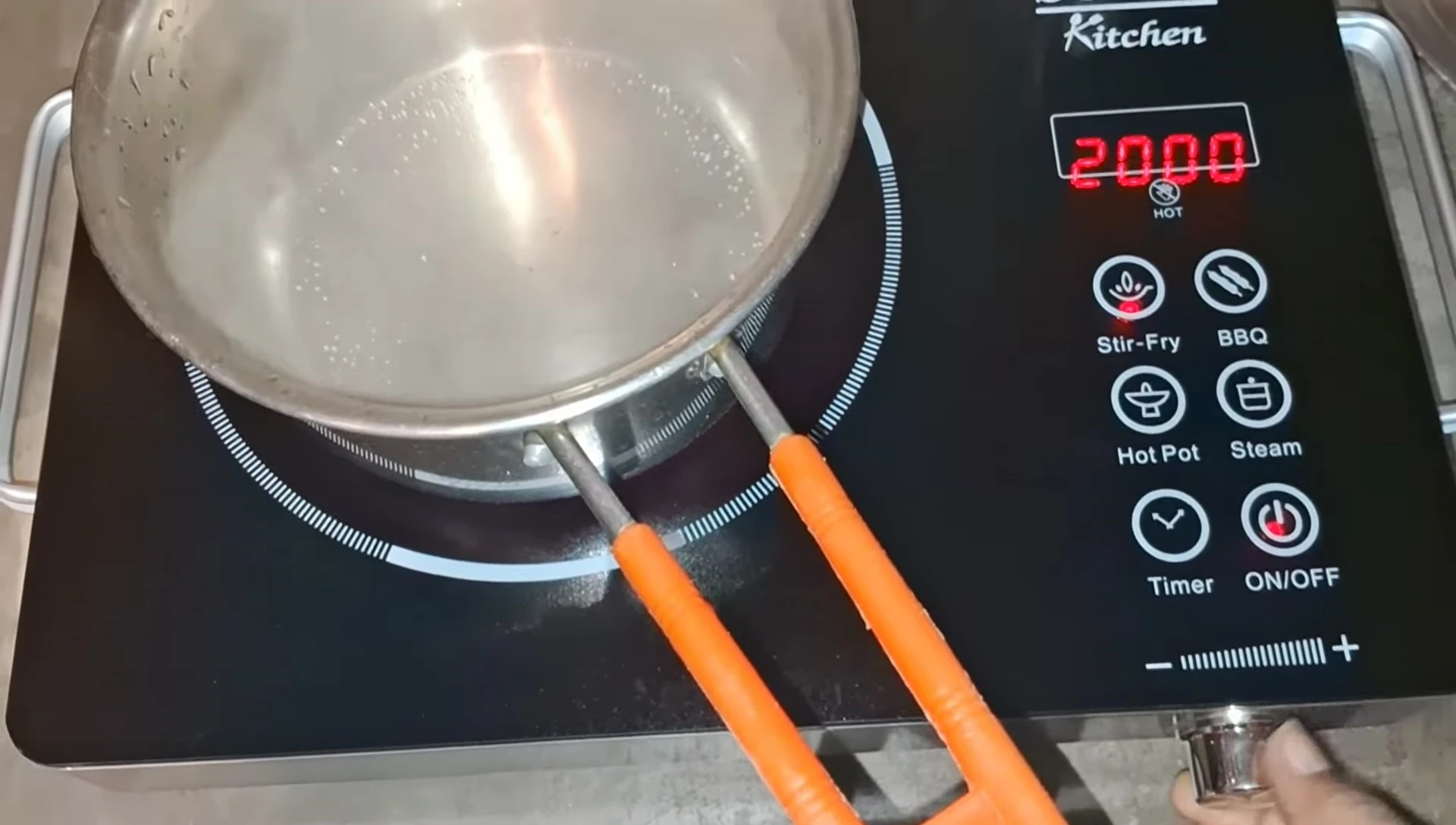 The control panel showing the heat setting at 2200.