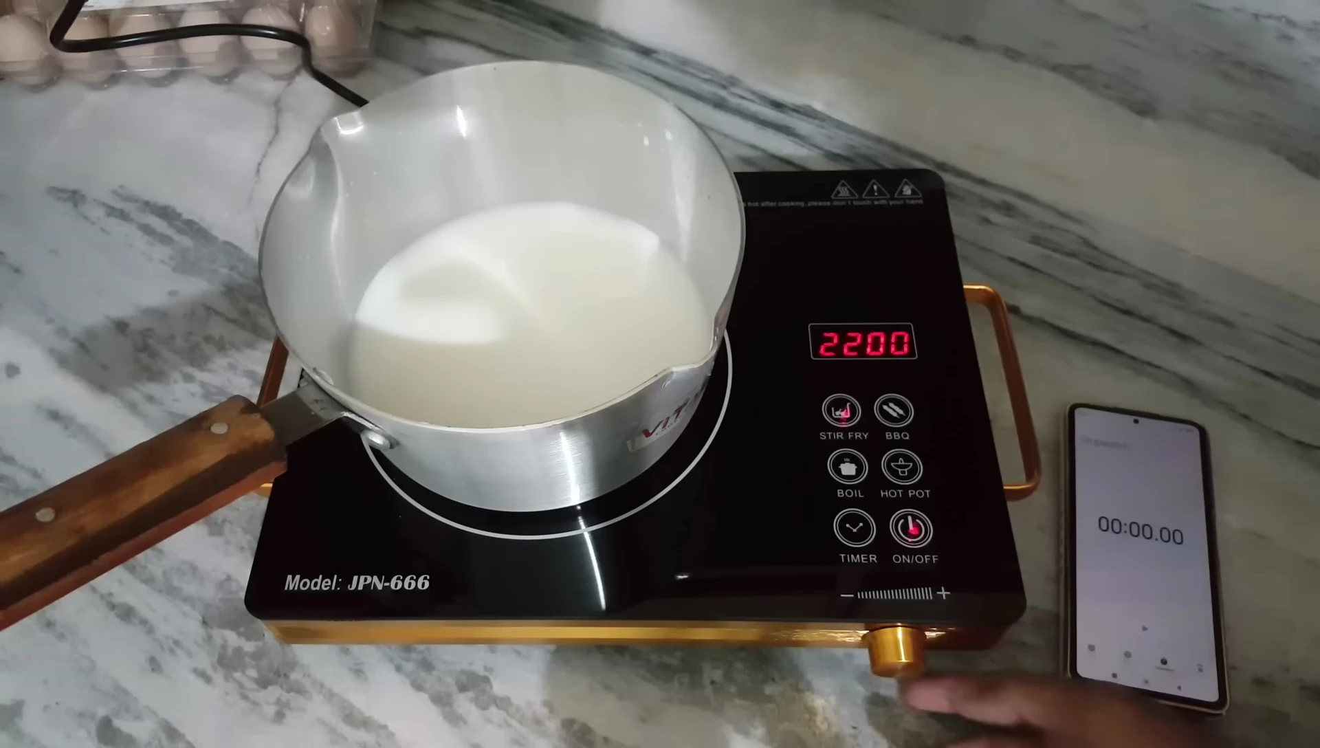 Boiling milk on the Sogo stove