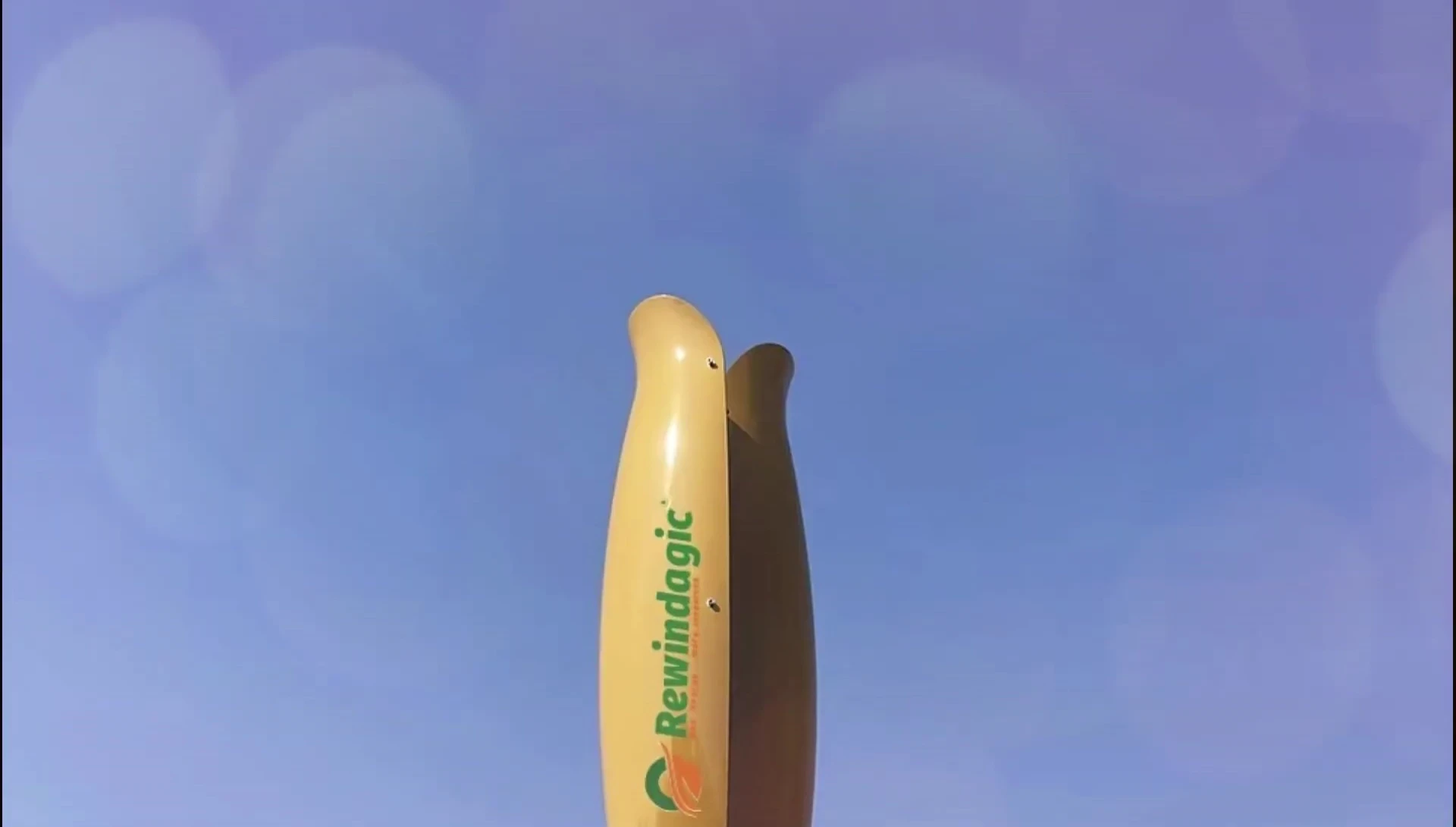 Diagram showcasing the two-blade design