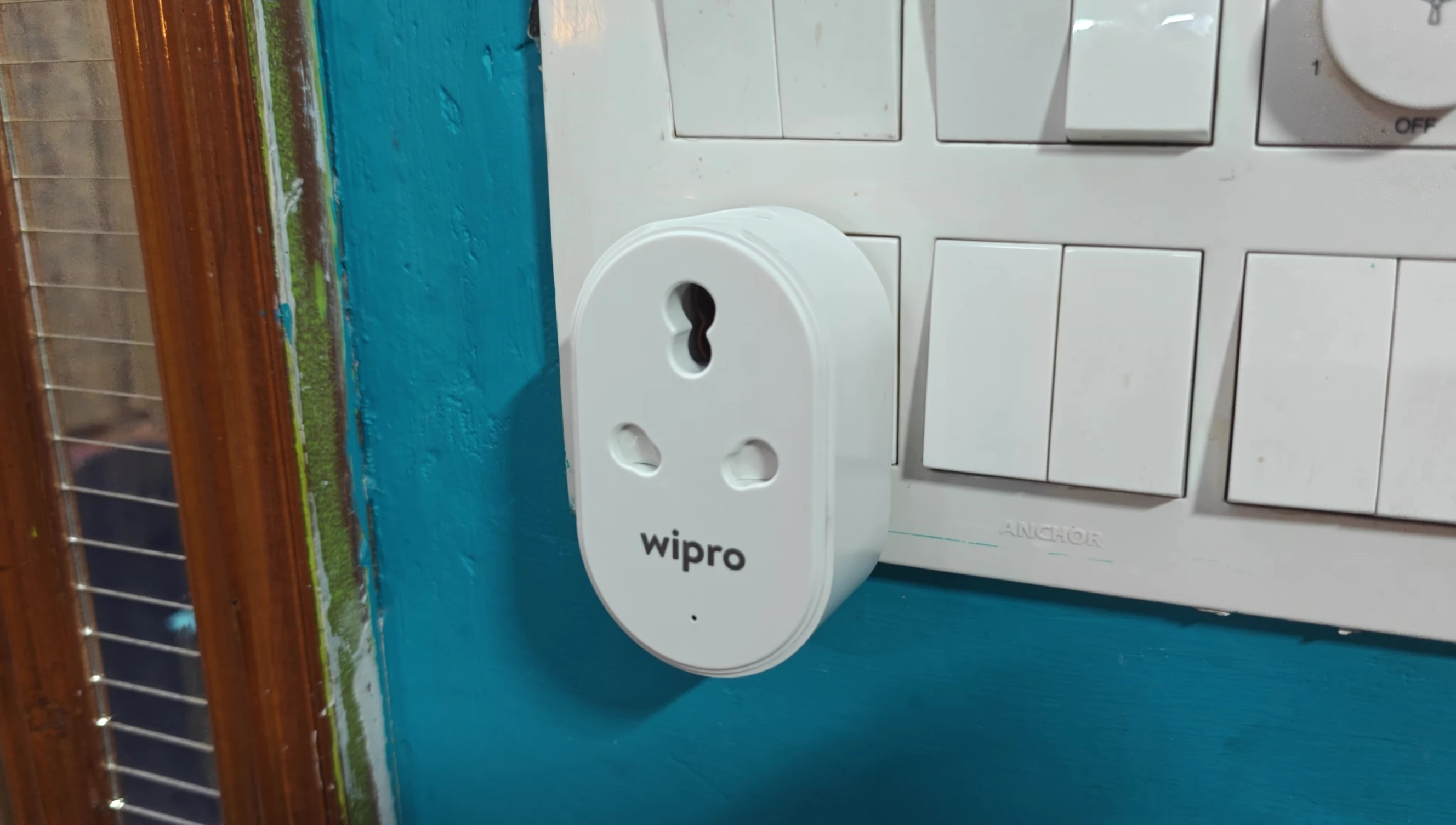 Image depicting the pairing process within the Wipro Nex Smart Home App.