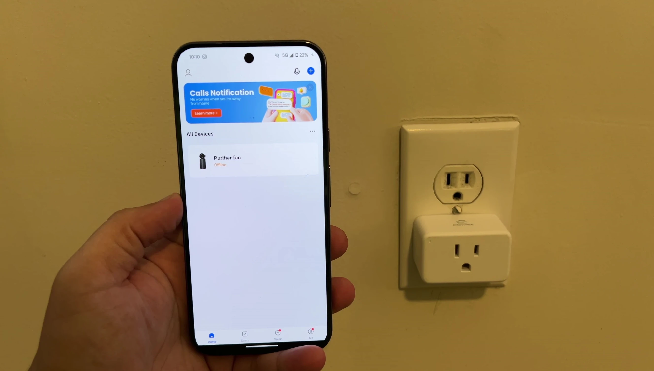 The Smart Life app's interface showing the device addition process