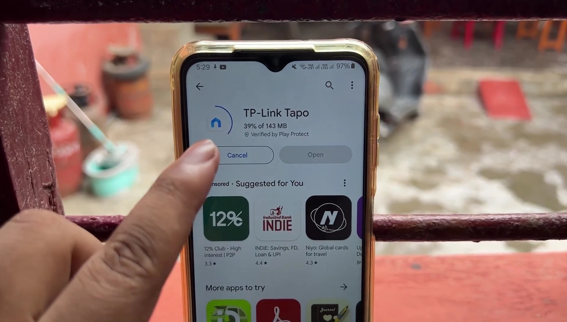 Tapo app download screen on a smartphone