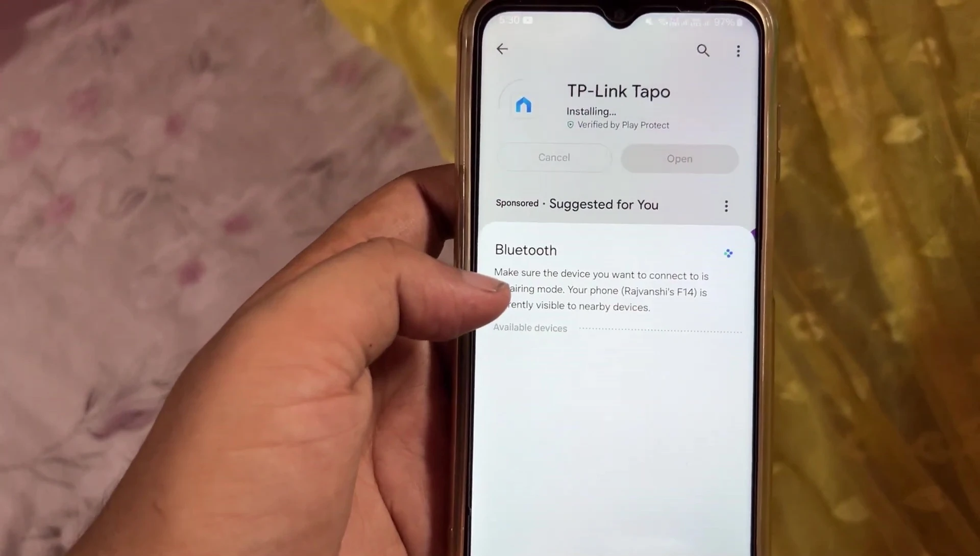 Smartphone screen showing Bluetooth connection options