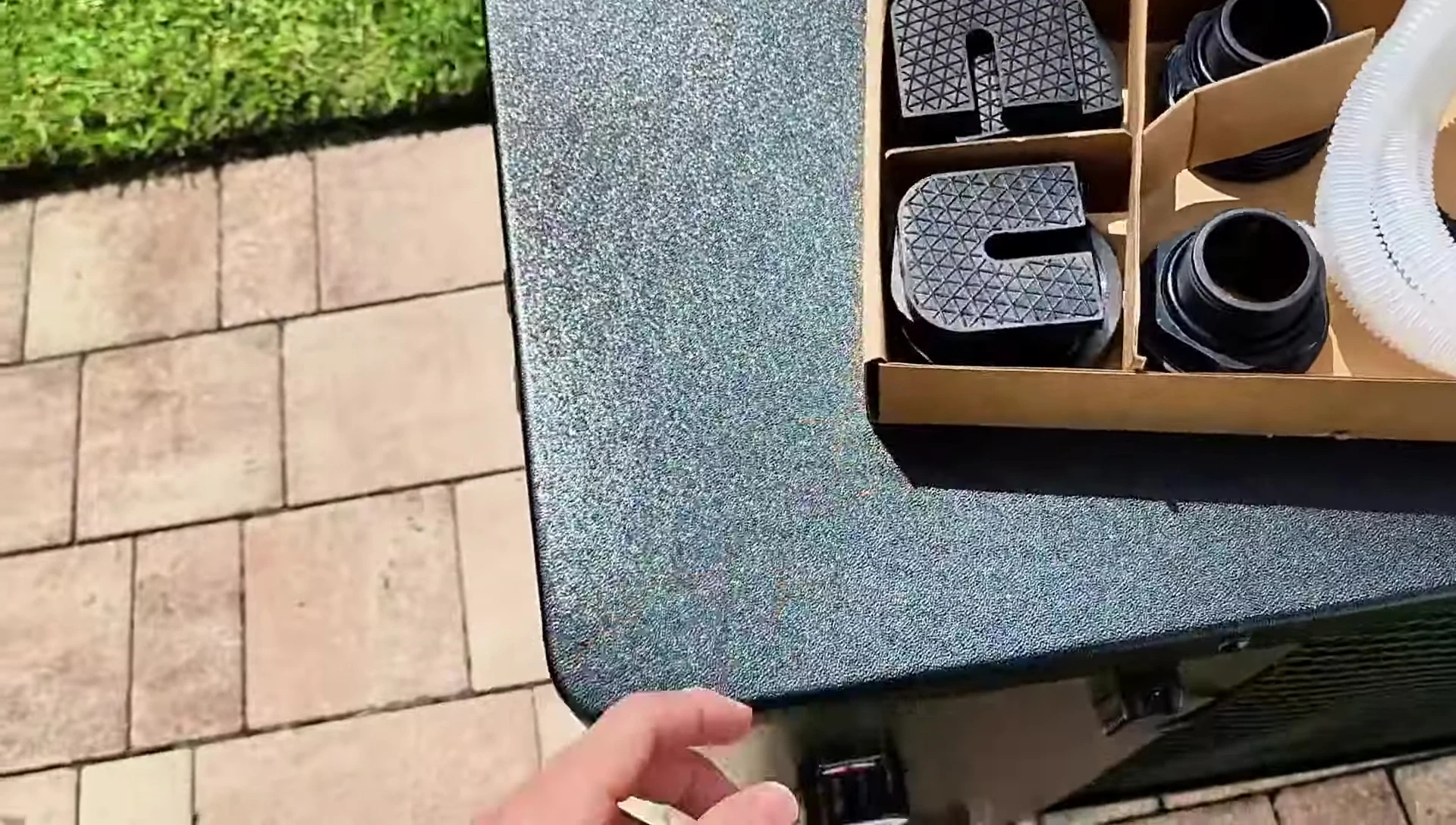 The electrical connection point of the pool heater