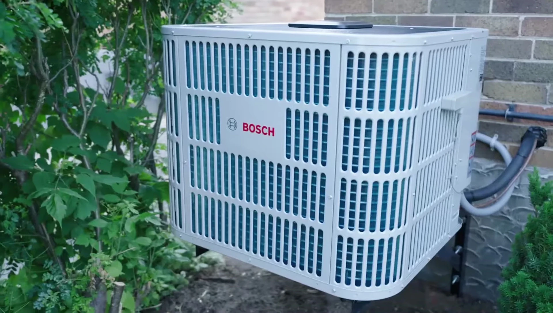 Bosch IDS Ultra cold climate heat pump