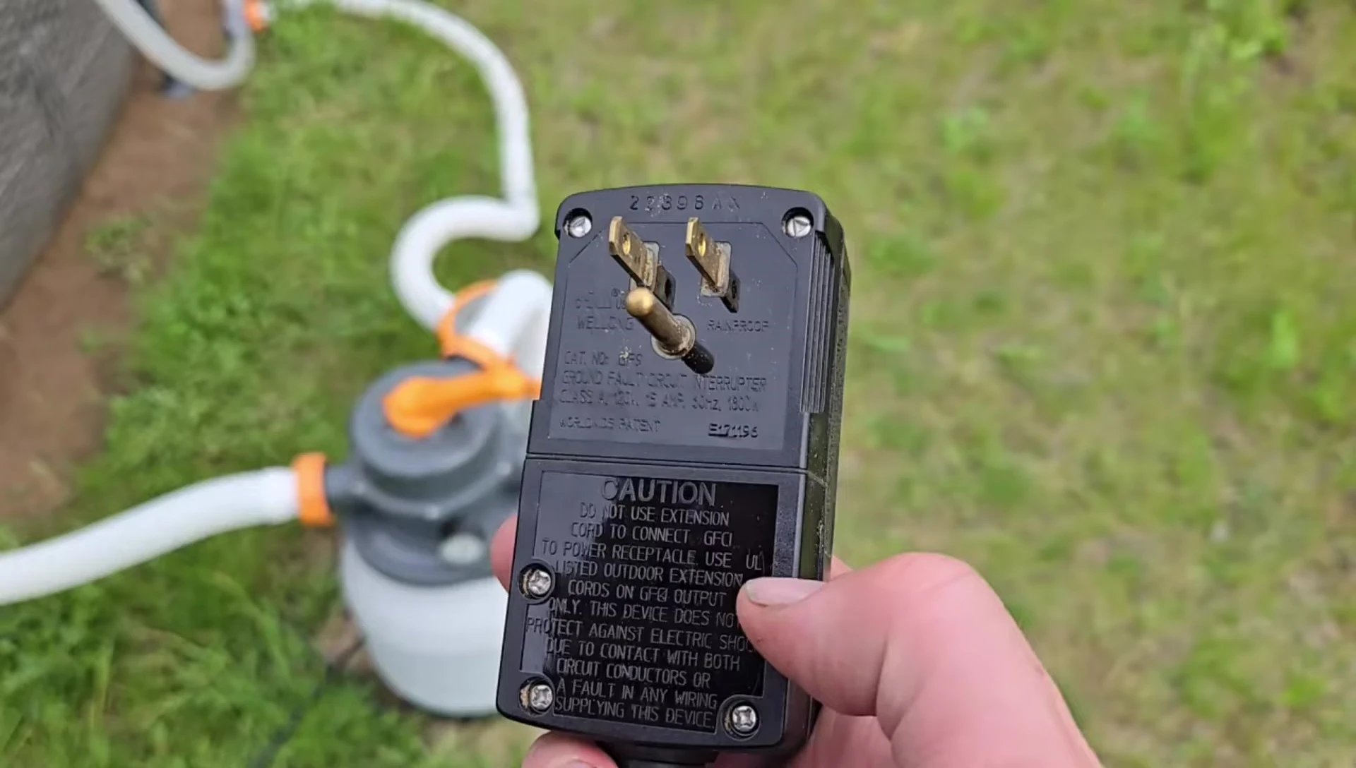 Removing screws from the GFI plug